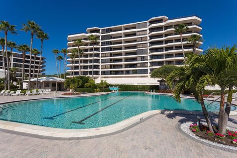 A home in LONGBOAT KEY