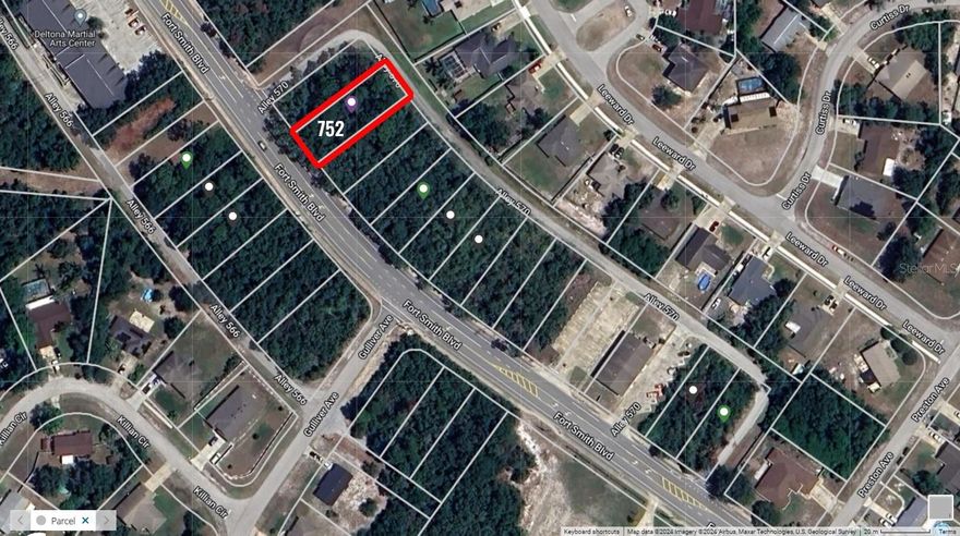This COMMERCIAL ZONED property sits on a 50x150 lot with B-1 zoning.