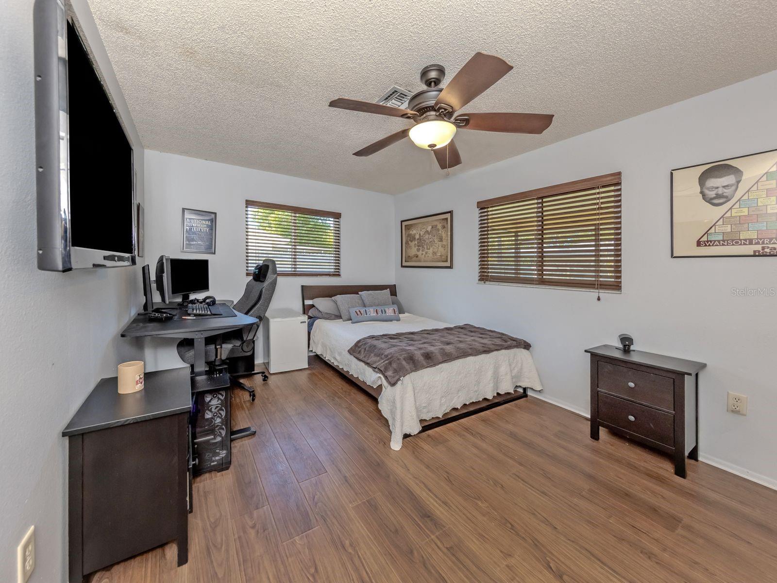 SOUTH VENICE - Residential