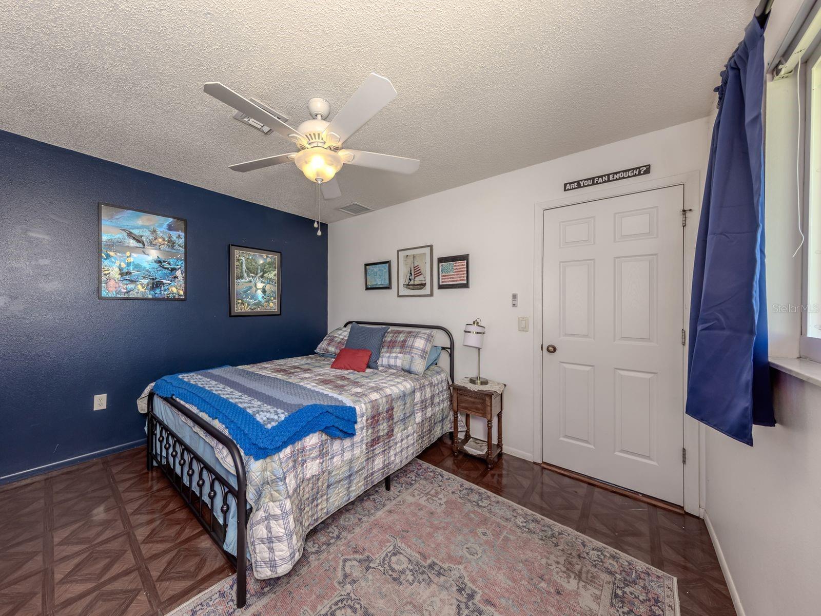 SOUTH VENICE - Residential