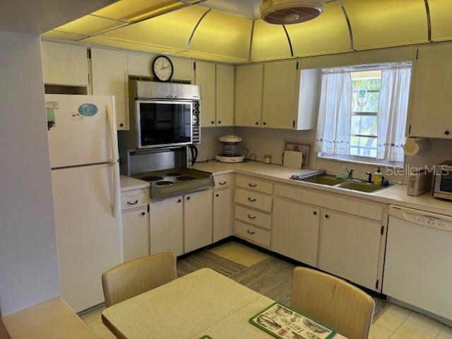 4700 COVE CIRCLE 203