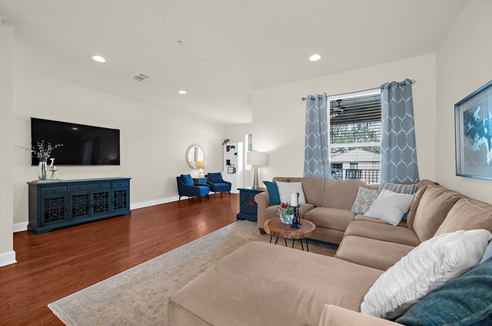 CALLISTA CAY - Residential