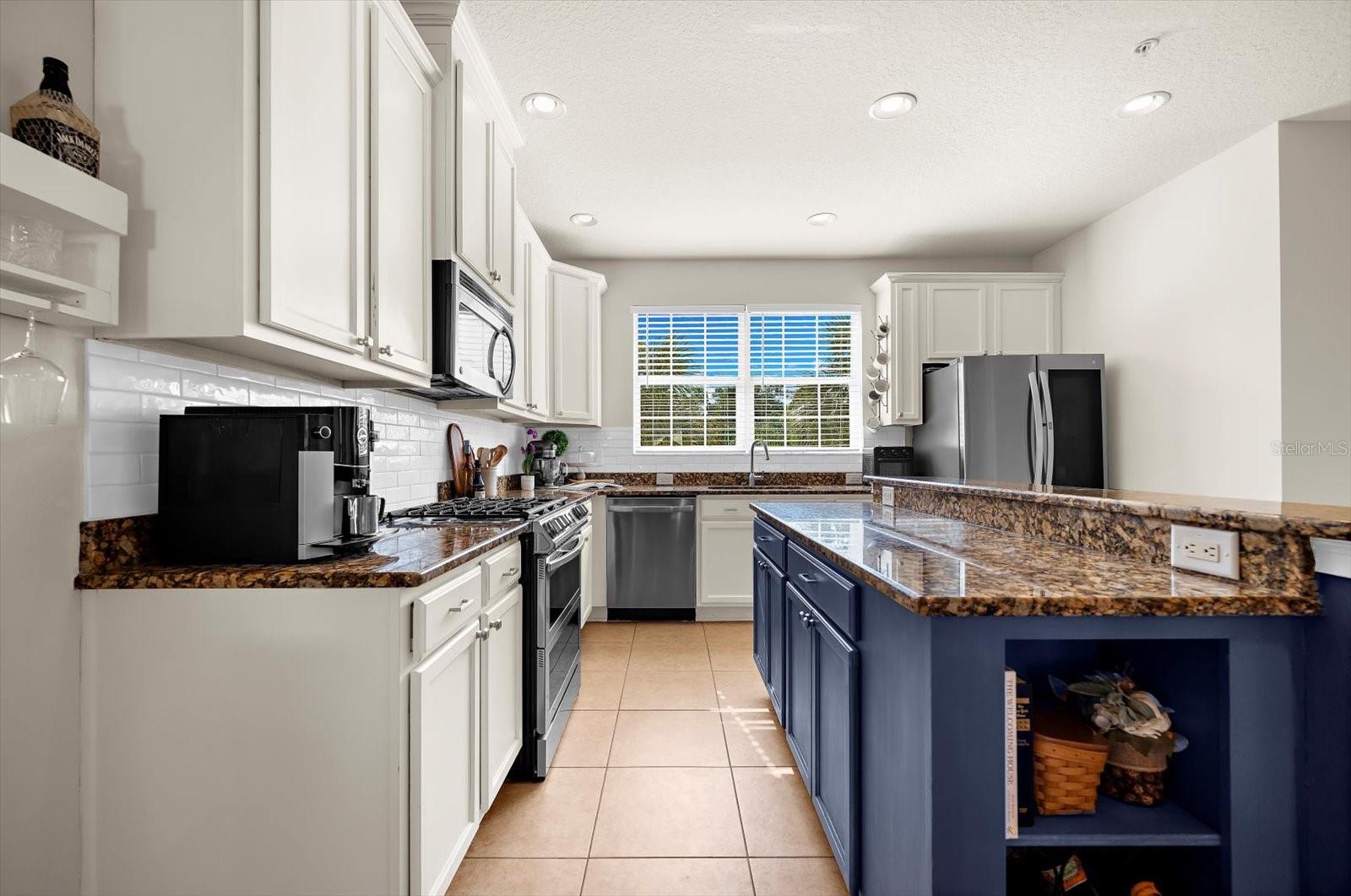 CALLISTA CAY - Residential