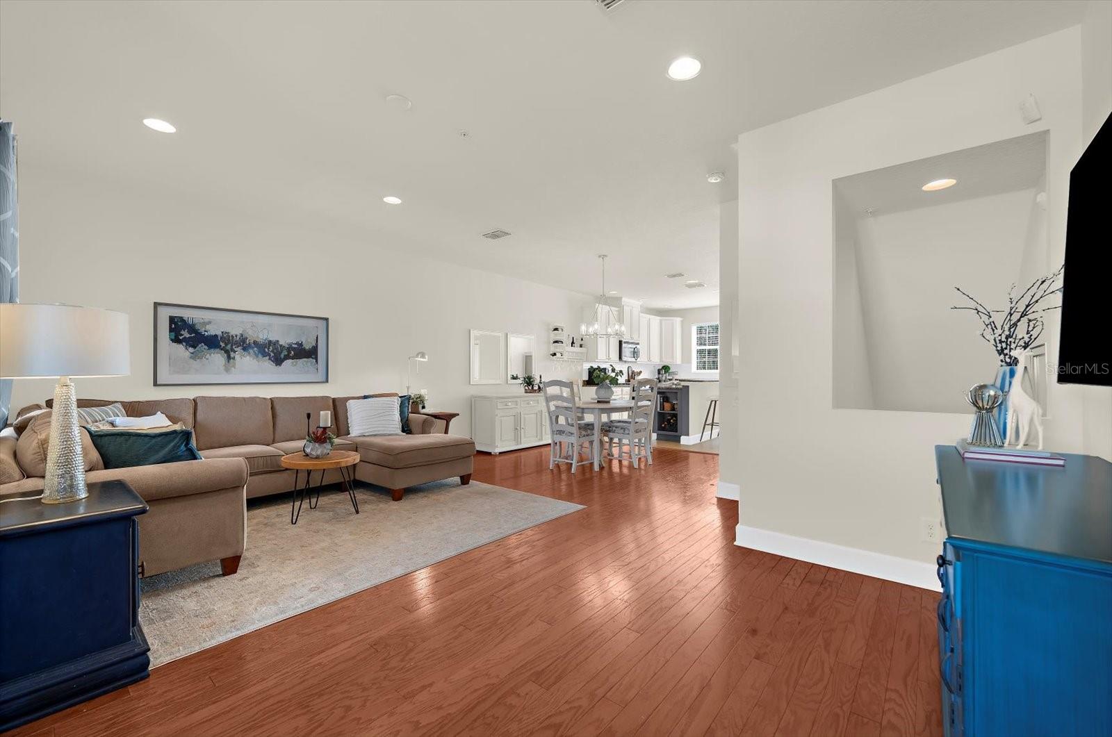 CALLISTA CAY - Residential