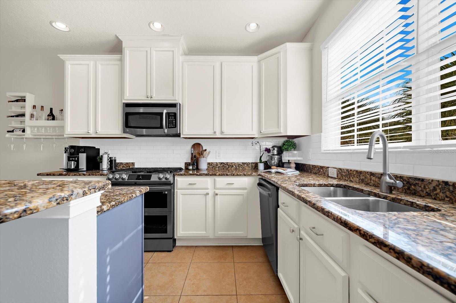 CALLISTA CAY - Residential