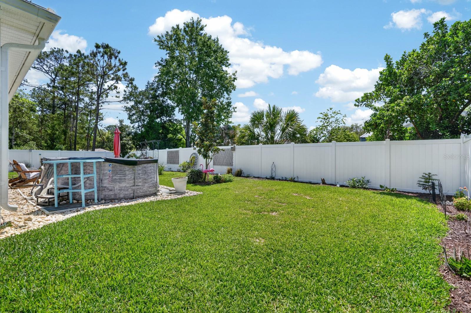 PINE LAKES - Residential