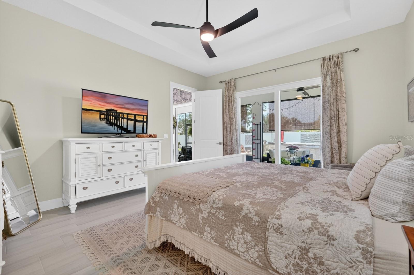 PINE LAKES - Residential