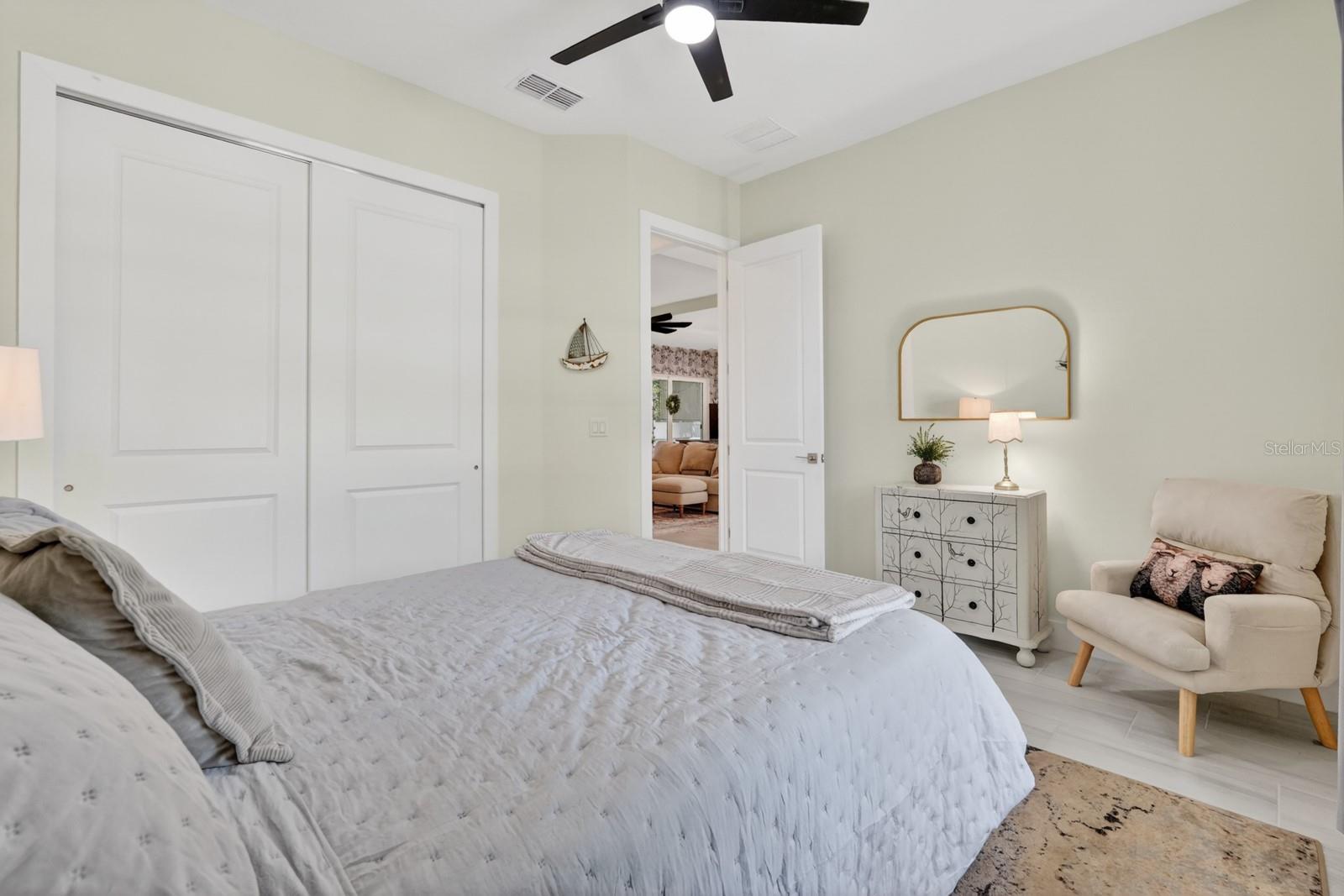 PINE LAKES - Residential