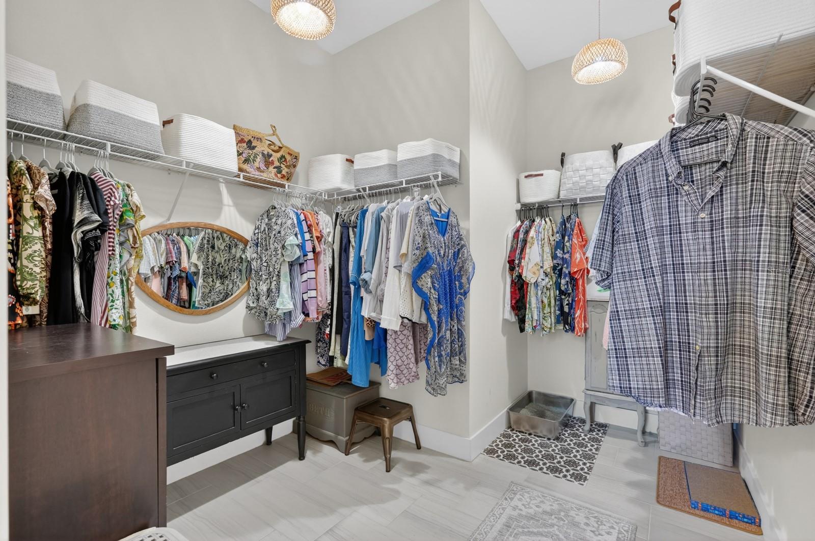 PINE LAKES - Residential