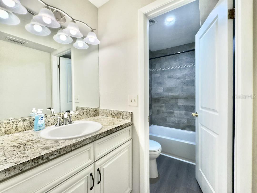 RIVERVIEW J R ETTERS - Residential