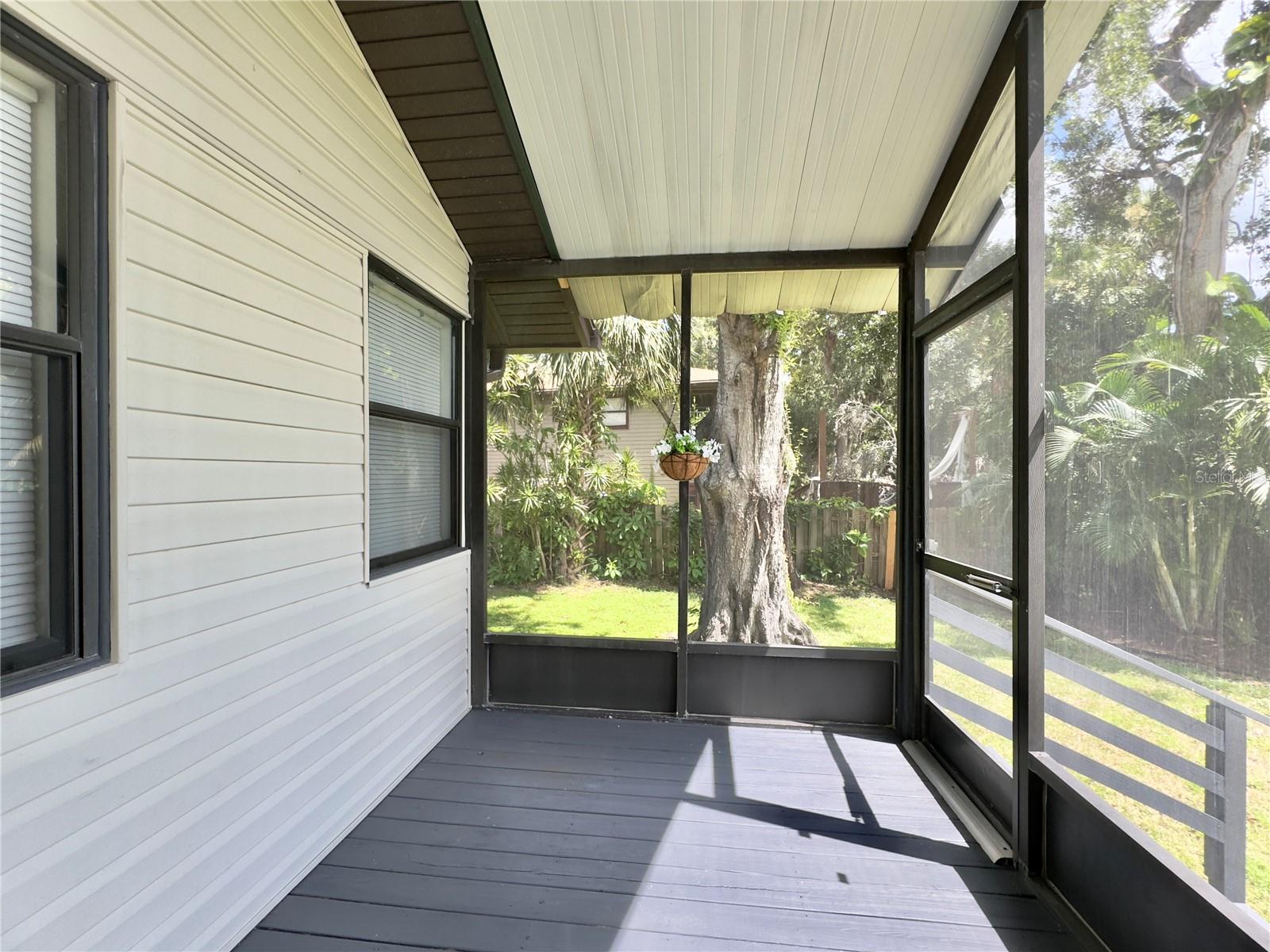 RIVERVIEW J R ETTERS - Residential