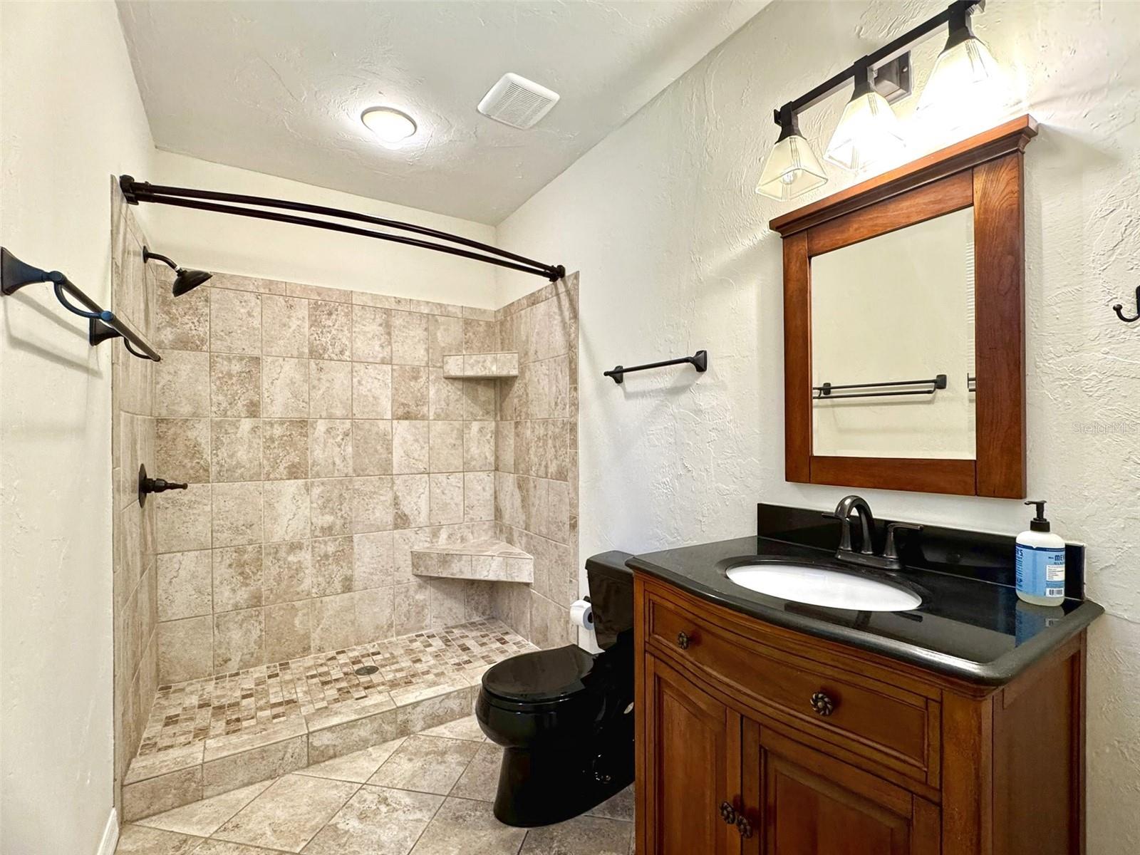 RIVERVIEW J R ETTERS - Residential