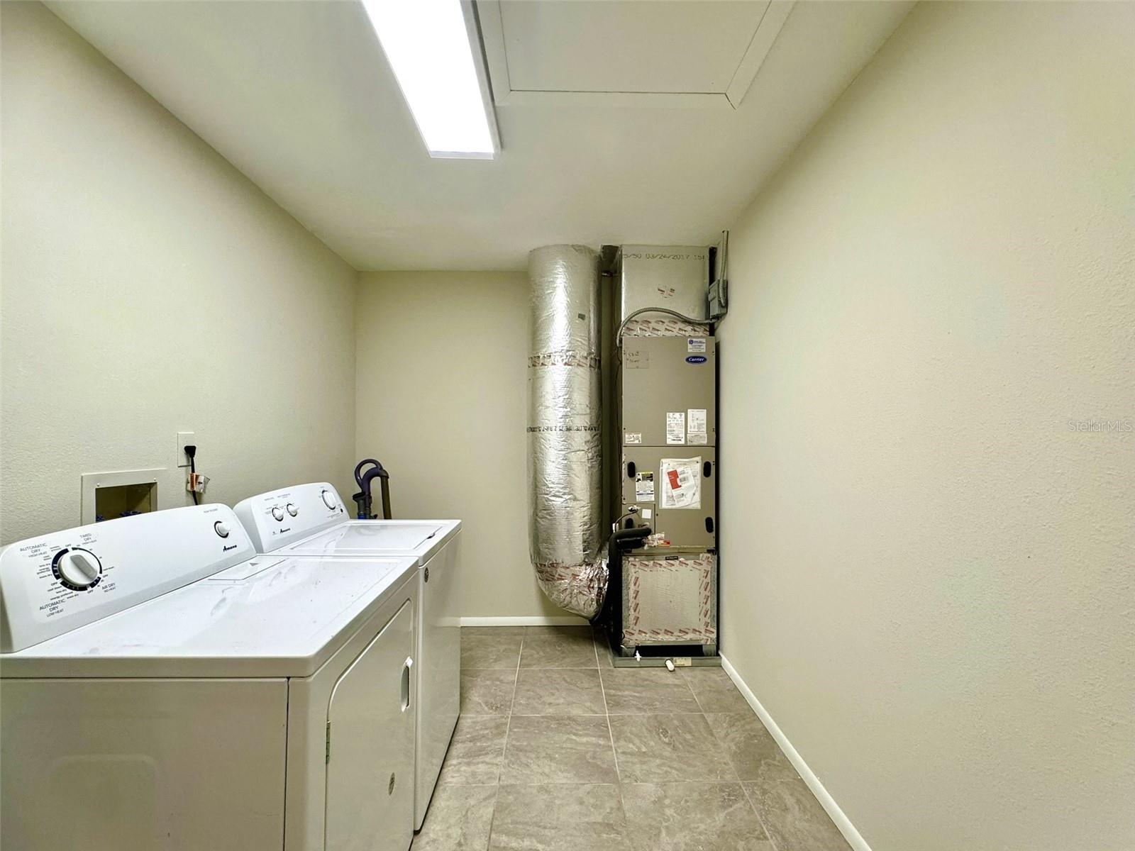 RIVERVIEW J R ETTERS - Residential