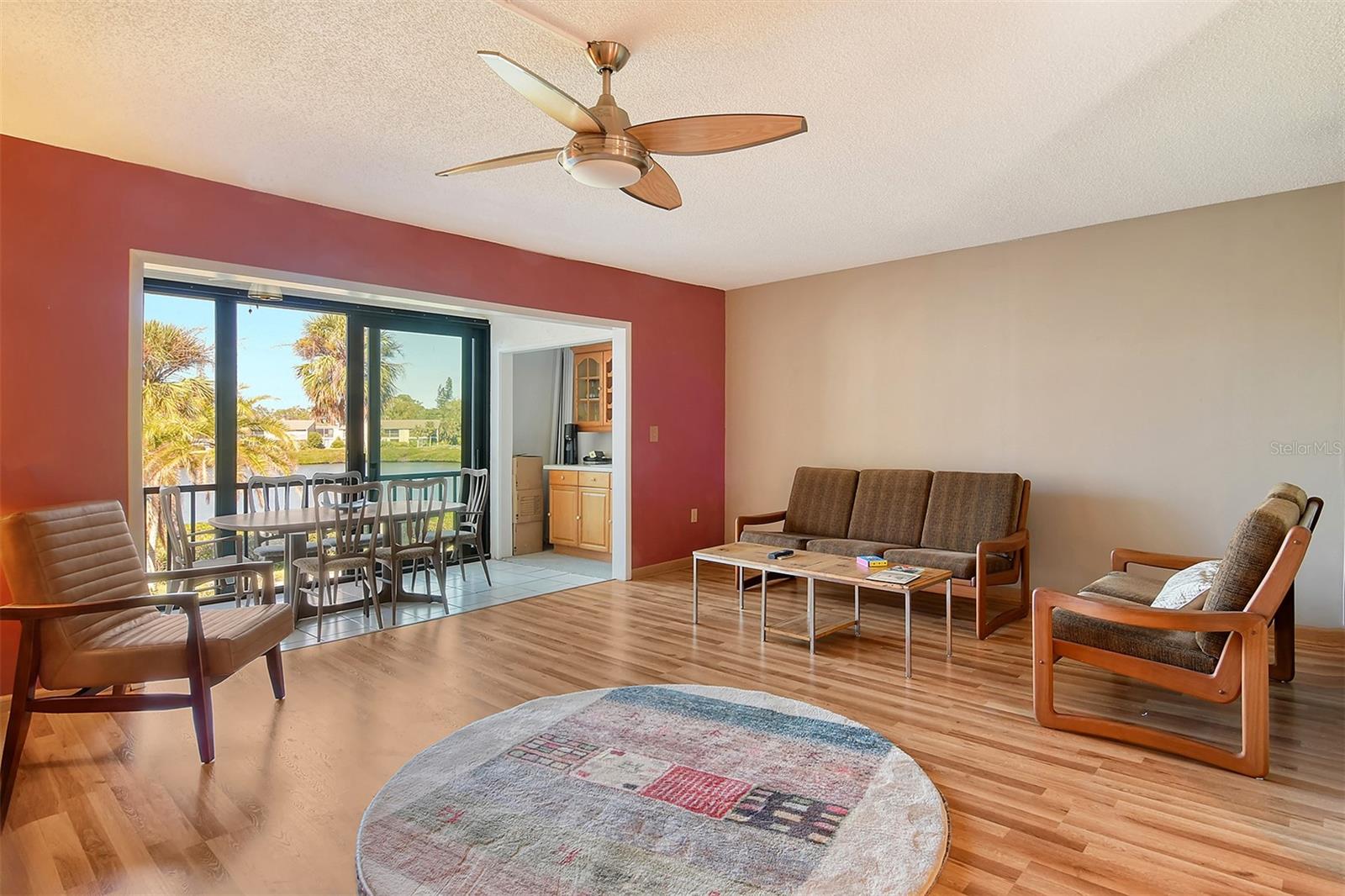 PELICAN COVE I - Residential Lease