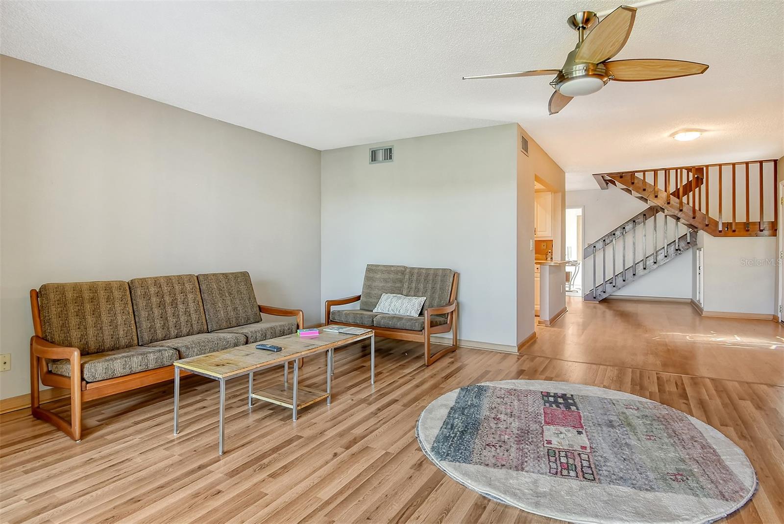 PELICAN COVE I - Residential Lease