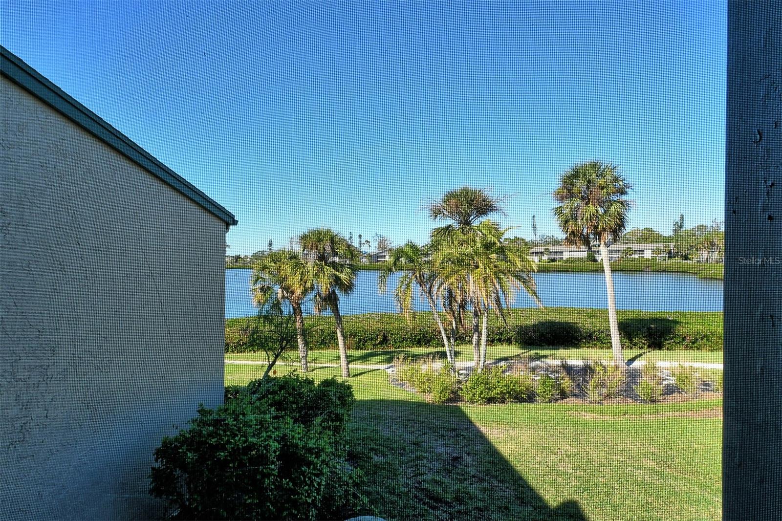 PELICAN COVE I - Residential Lease