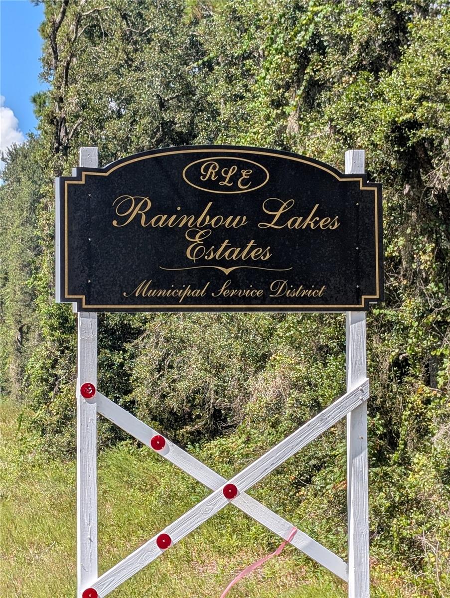 RAINBOW LAKES ESTATE - Land