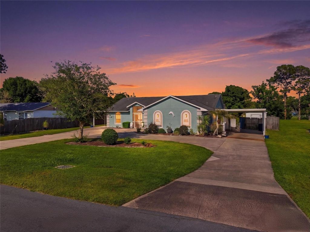 Photo of 6445 Bay Shore Drive, Saint Cloud, FL 34771 (MLS # S5149286)