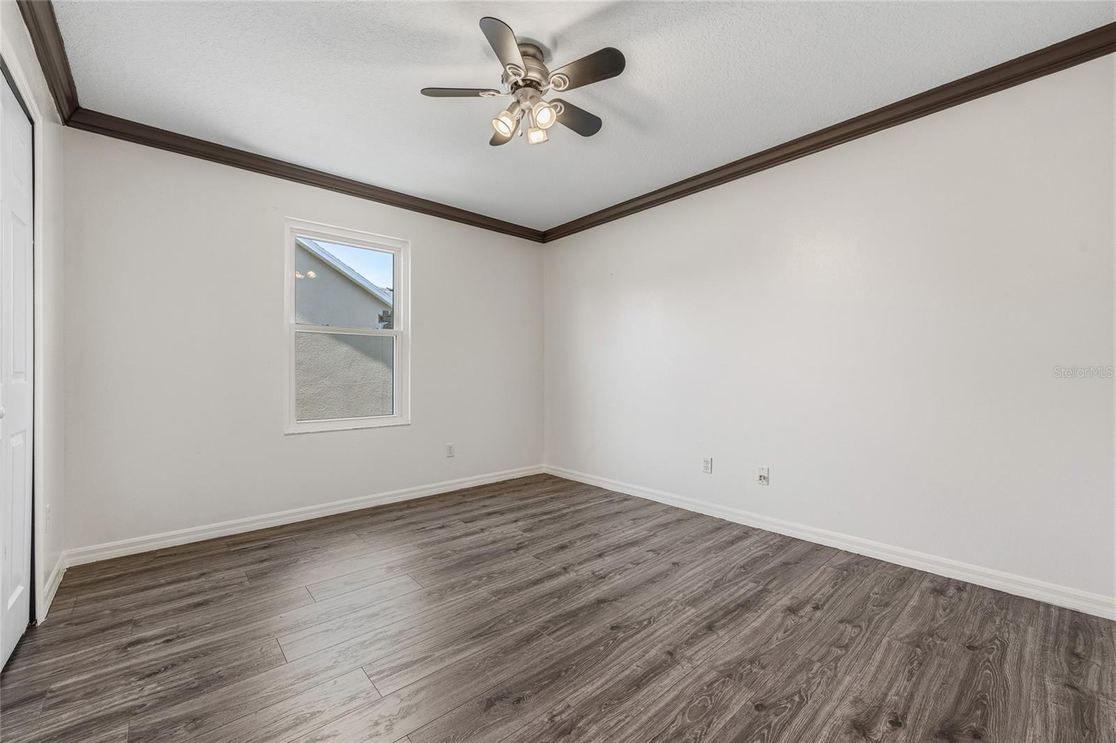 EDEN ISLE - Residential