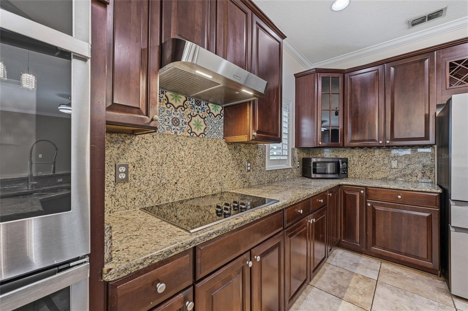 EDEN ISLE - Residential