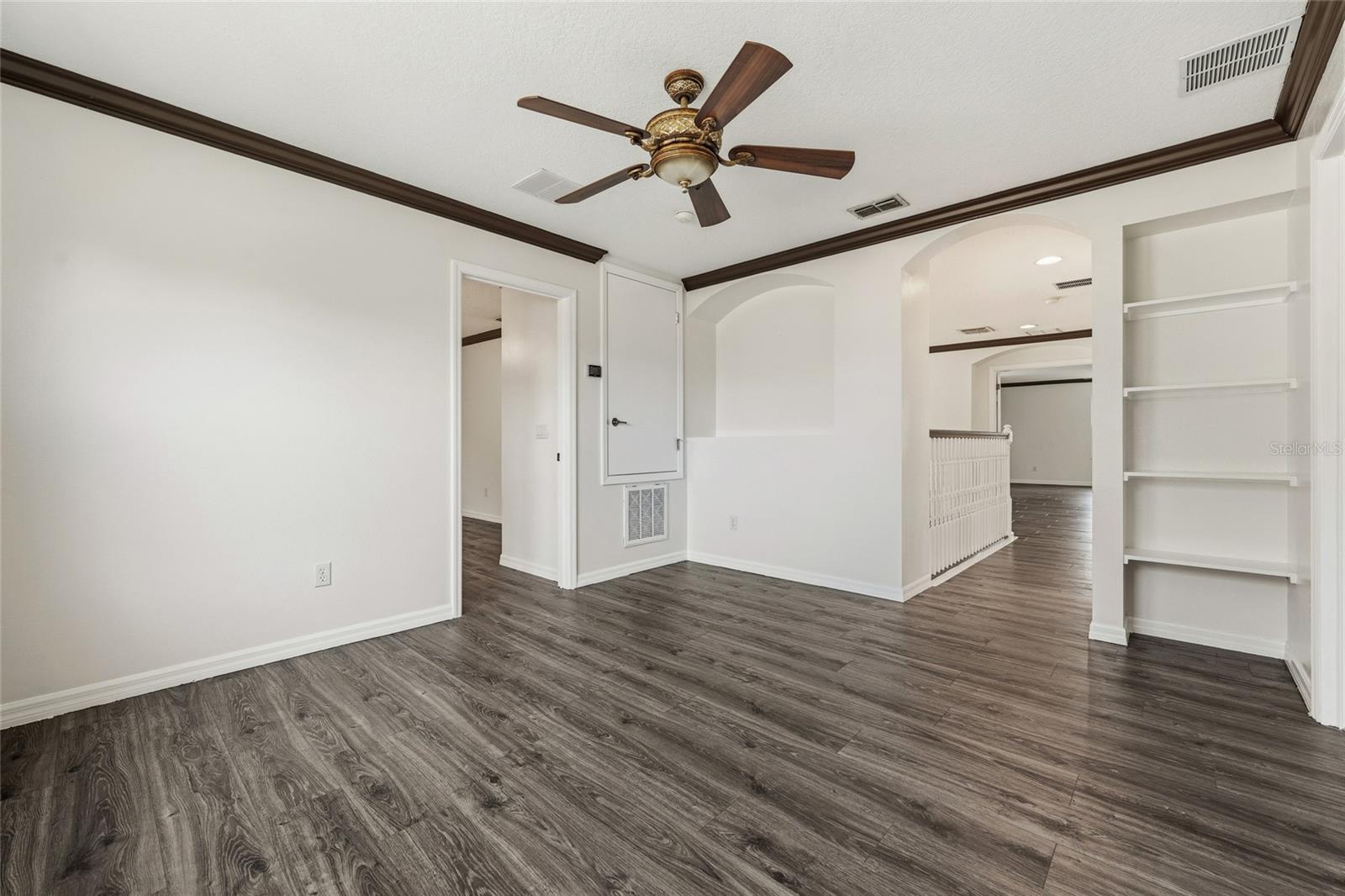 EDEN ISLE - Residential