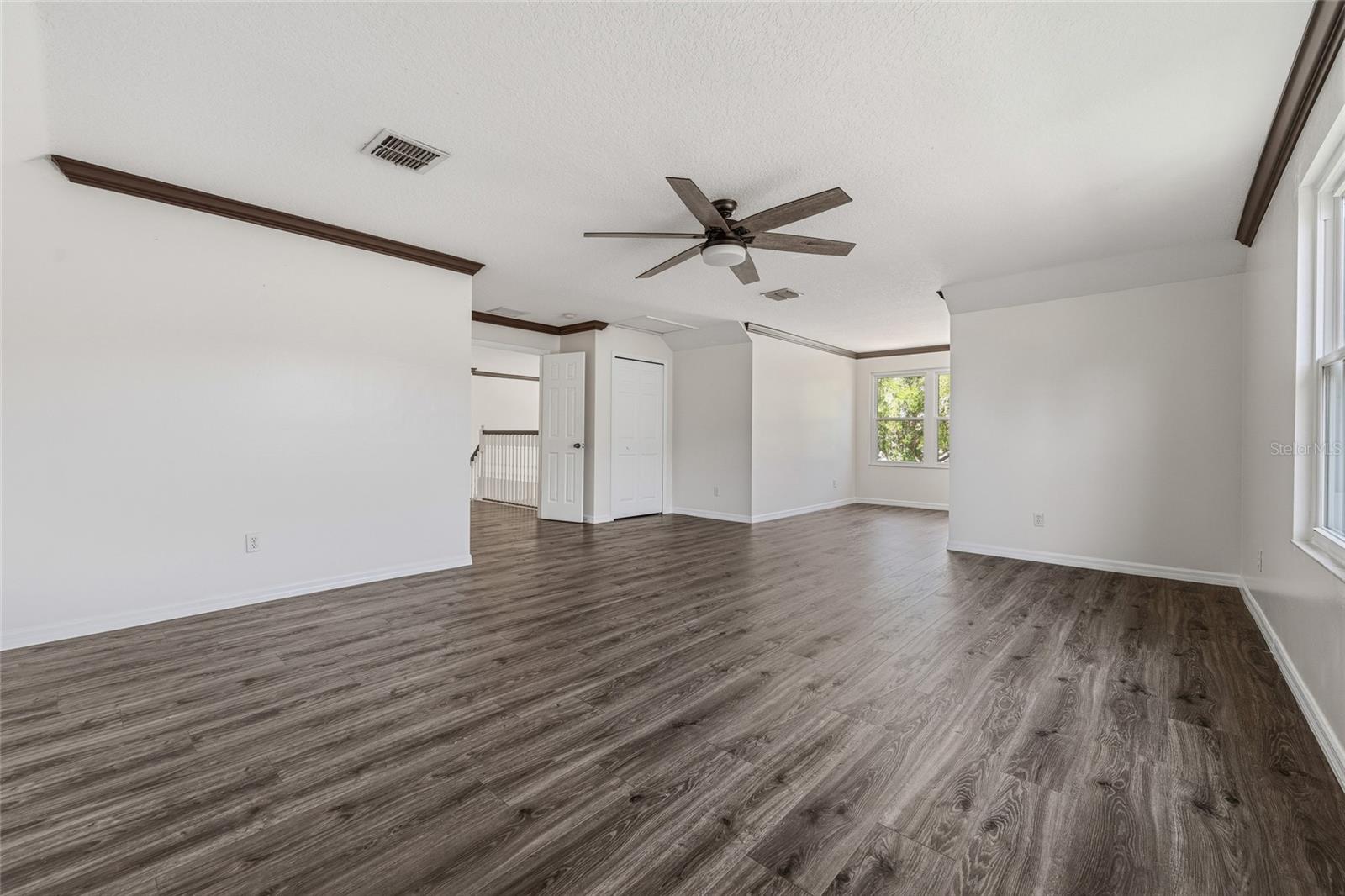 EDEN ISLE - Residential