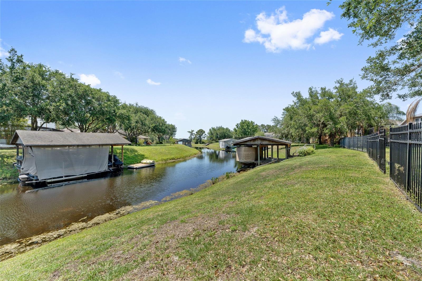 EDEN ISLE - Residential