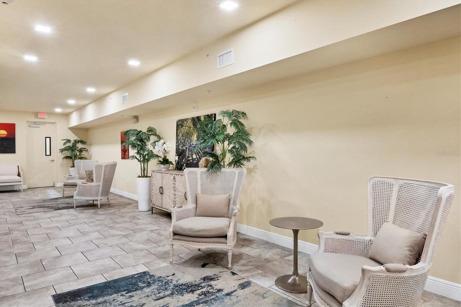 260 HIDDEN BAY DRIVE 402
