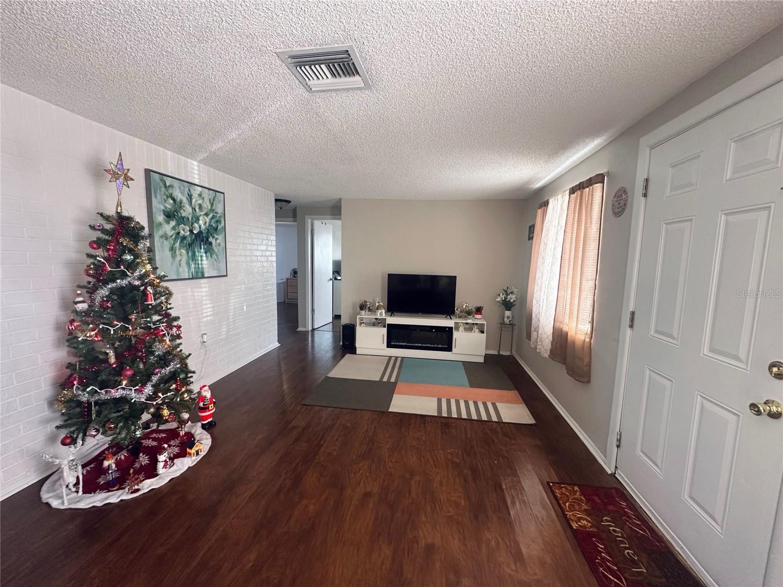 HOLIDAY LAKE ESTATES - Residential