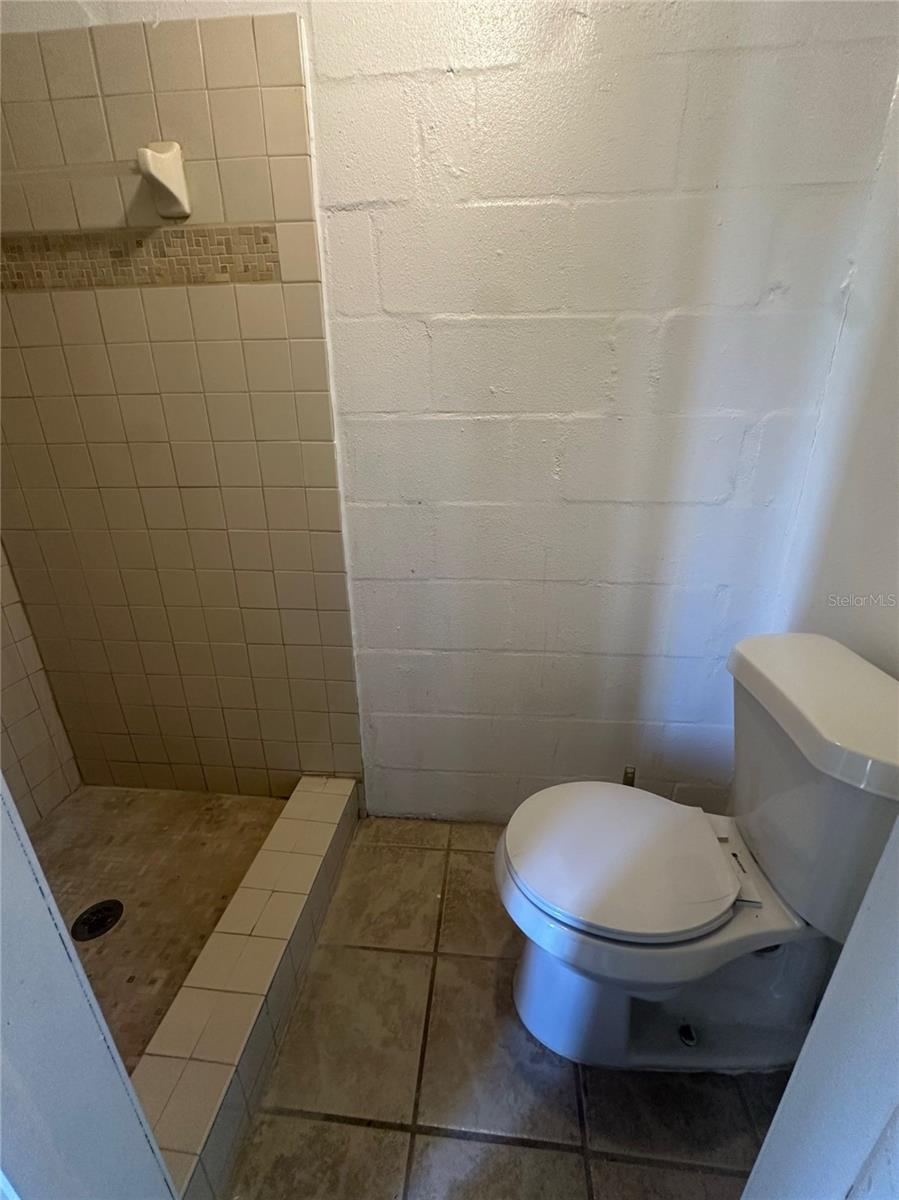 HOLIDAY LAKE ESTATES - Residential