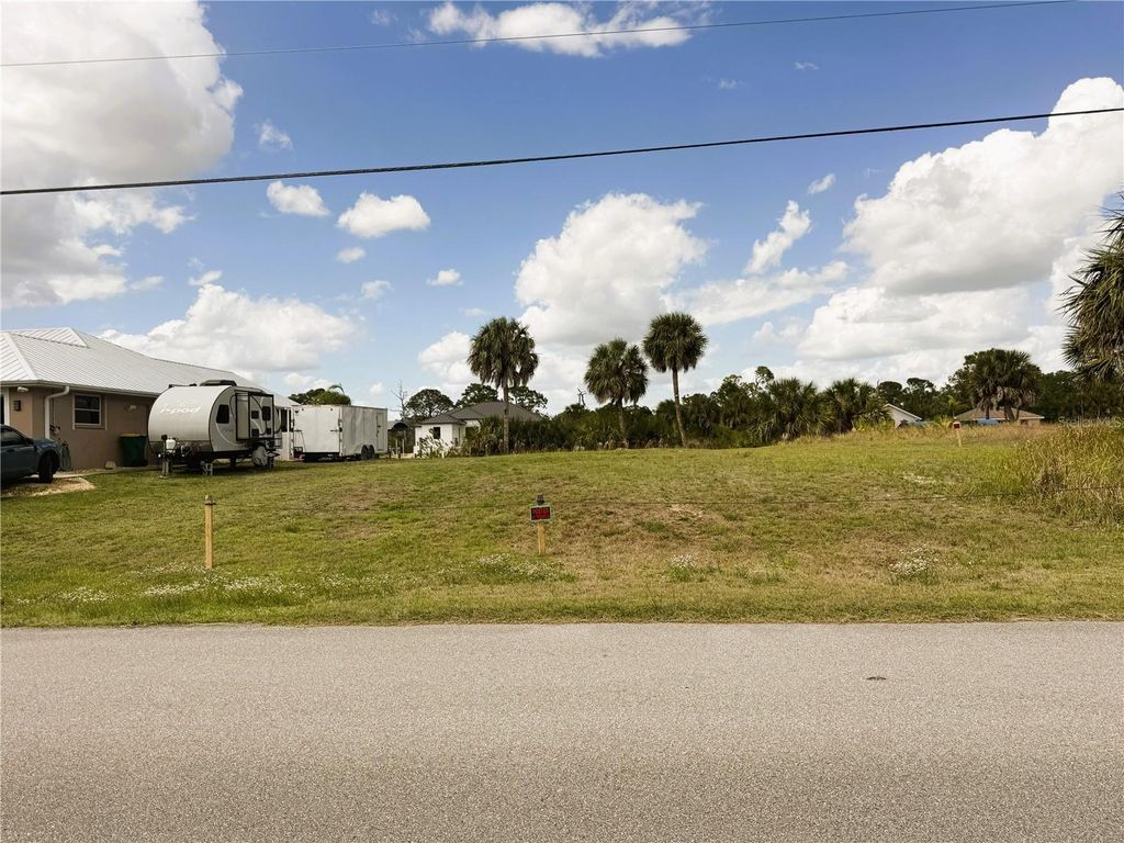 Photo of 13572 Wainwright Drive, Port Charlotte, FL 33953 (MLS # D6147087)