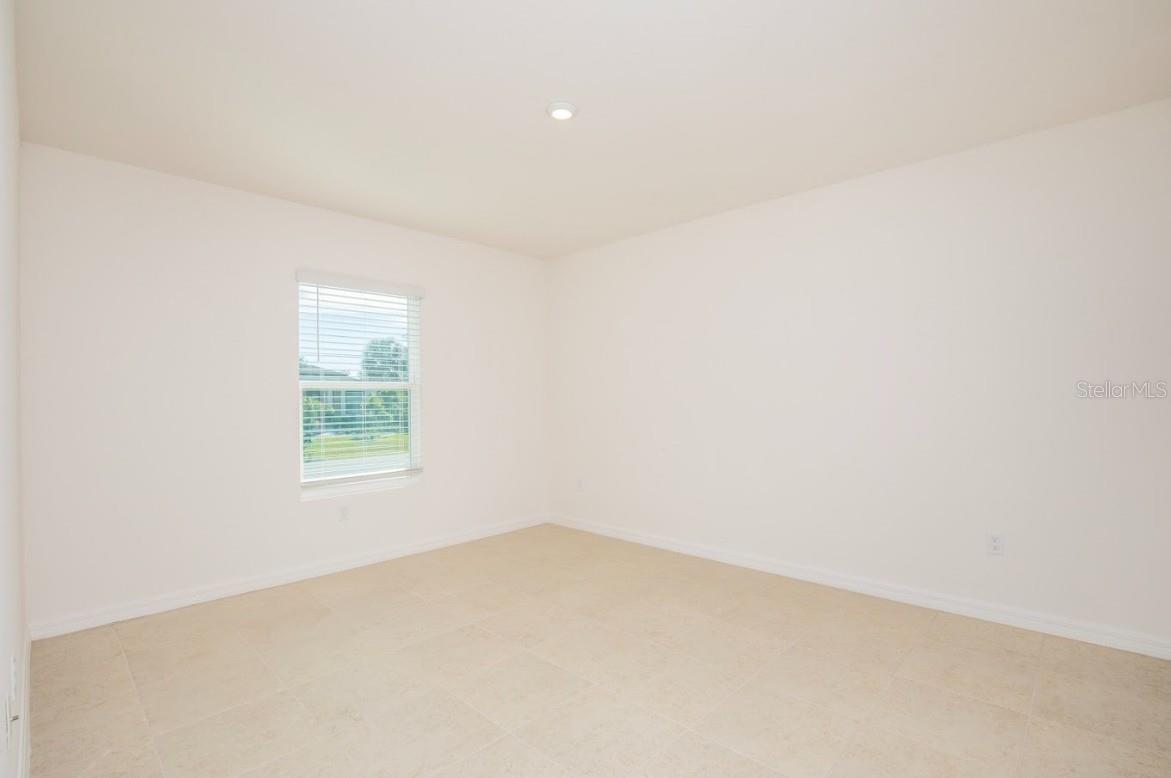 17384 ROBINSON AVENUE