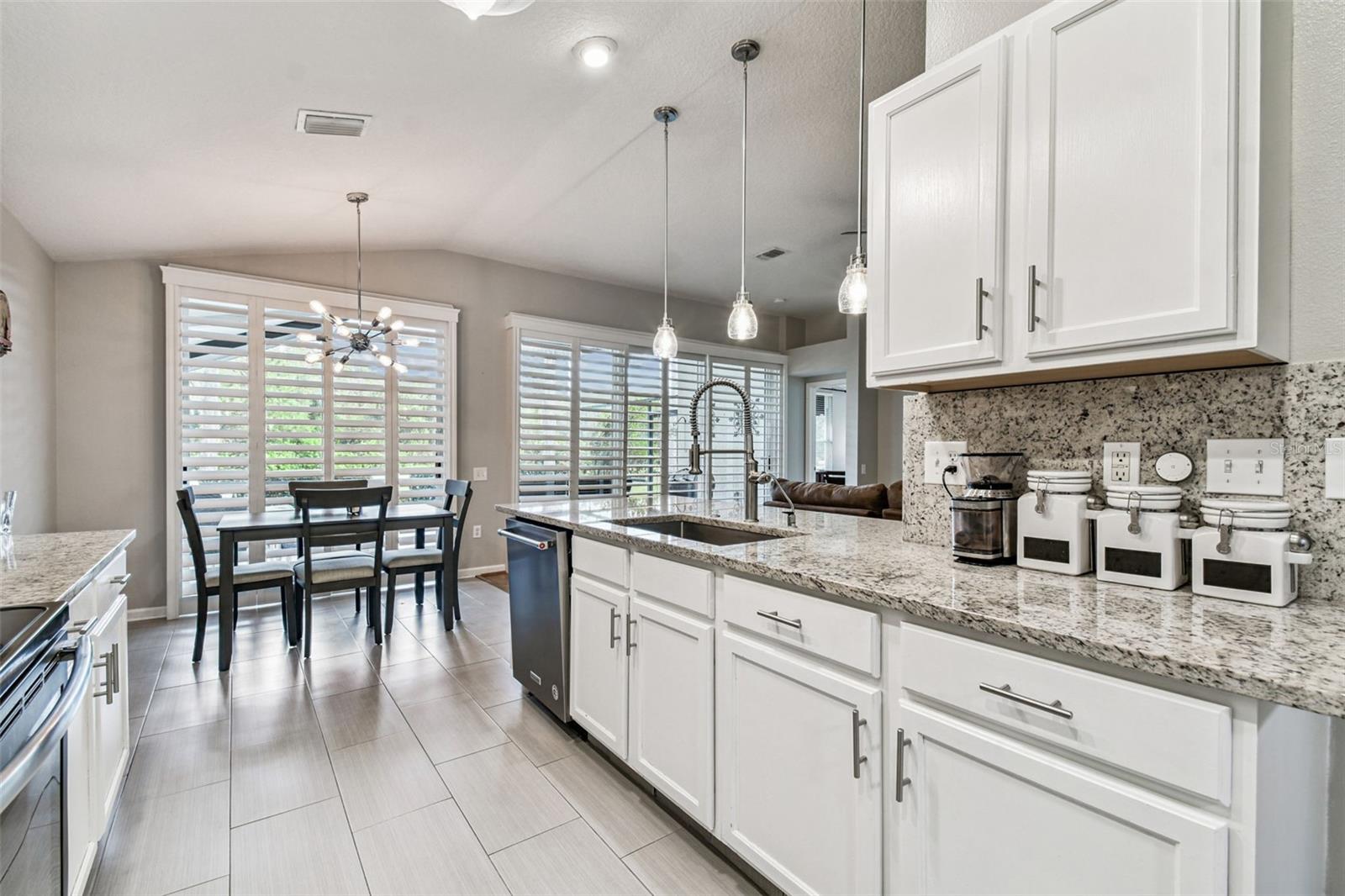 LEXINGTON OAKS VILLAGE 32A 33 - Residential