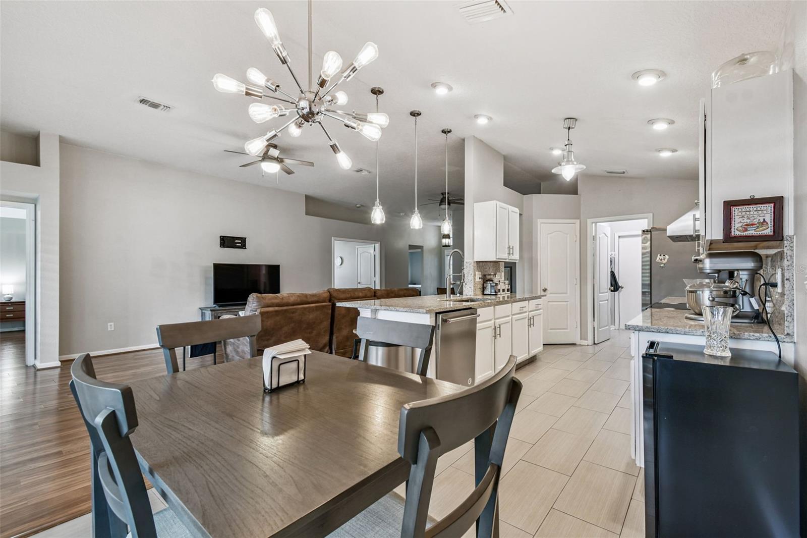 LEXINGTON OAKS VILLAGE 32A 33 - Residential