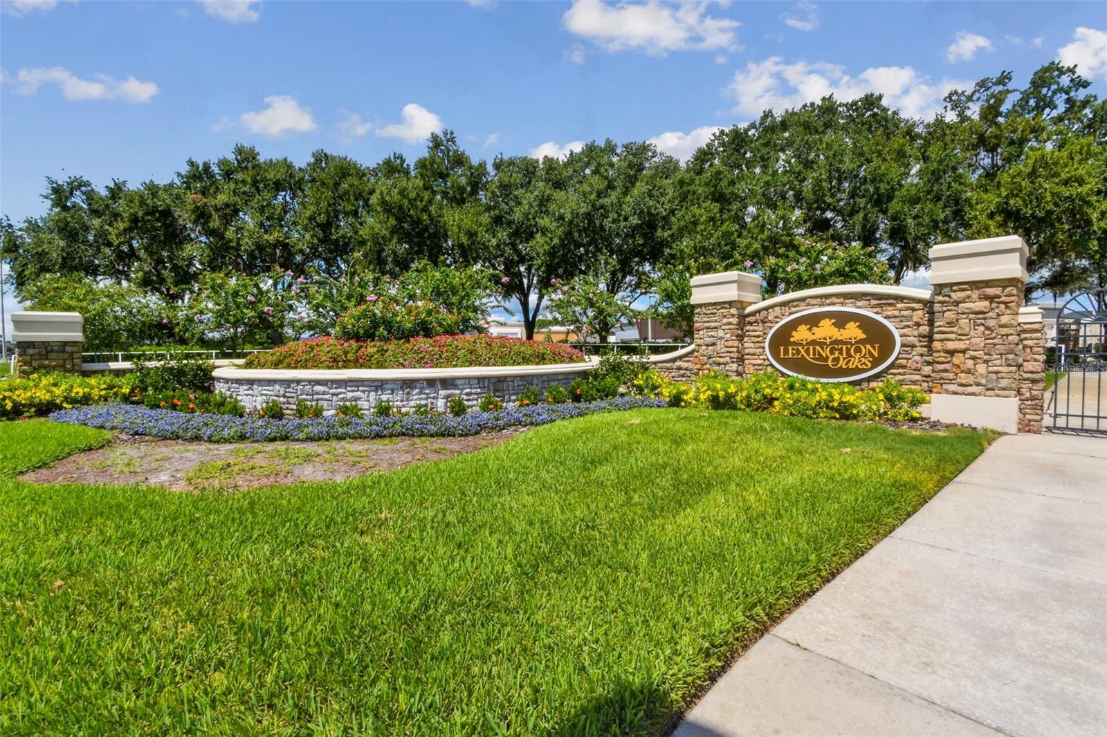 LEXINGTON OAKS VILLAGE 32A 33 - Residential