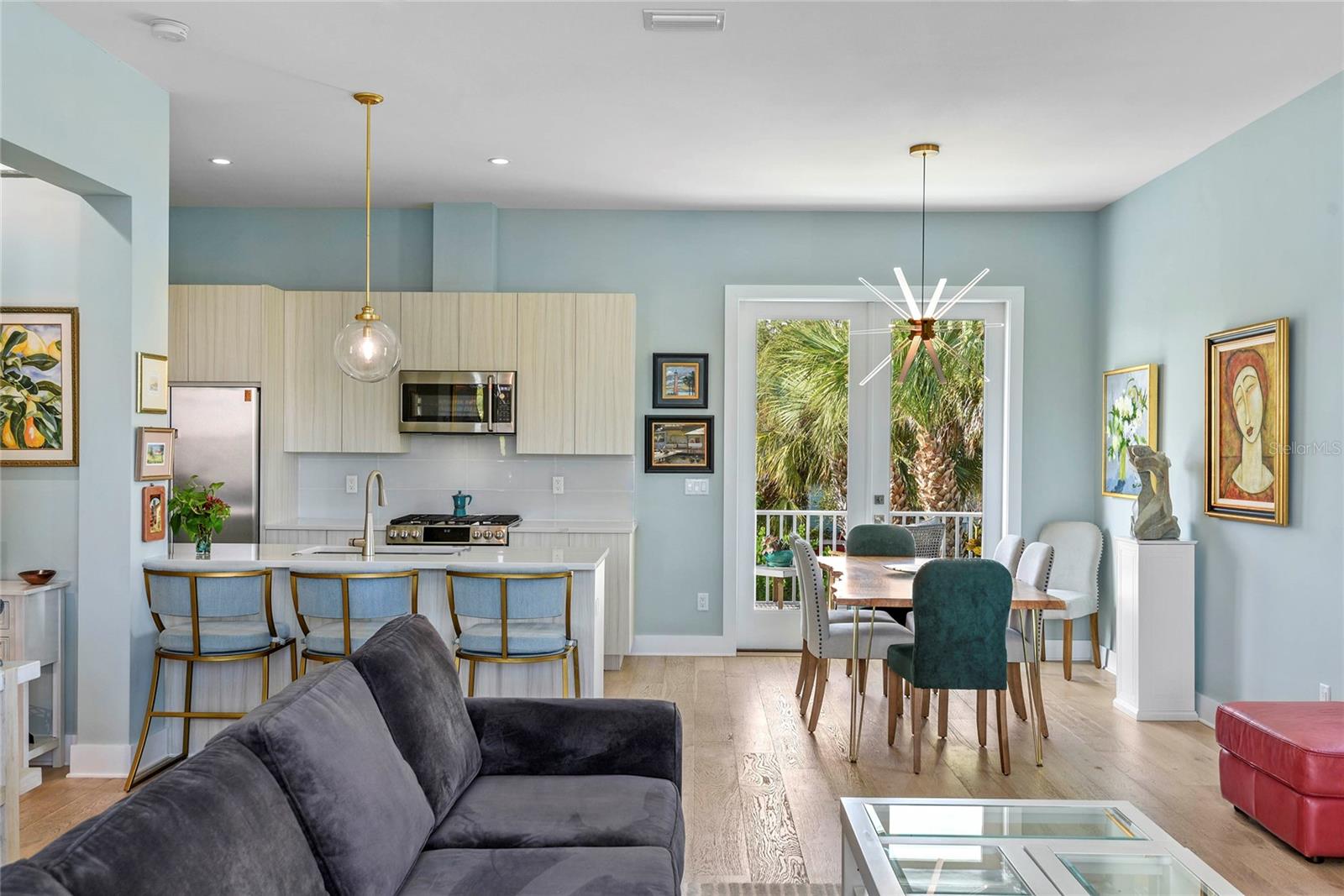 RIVERSIDE LANDING PH 01 - Residential