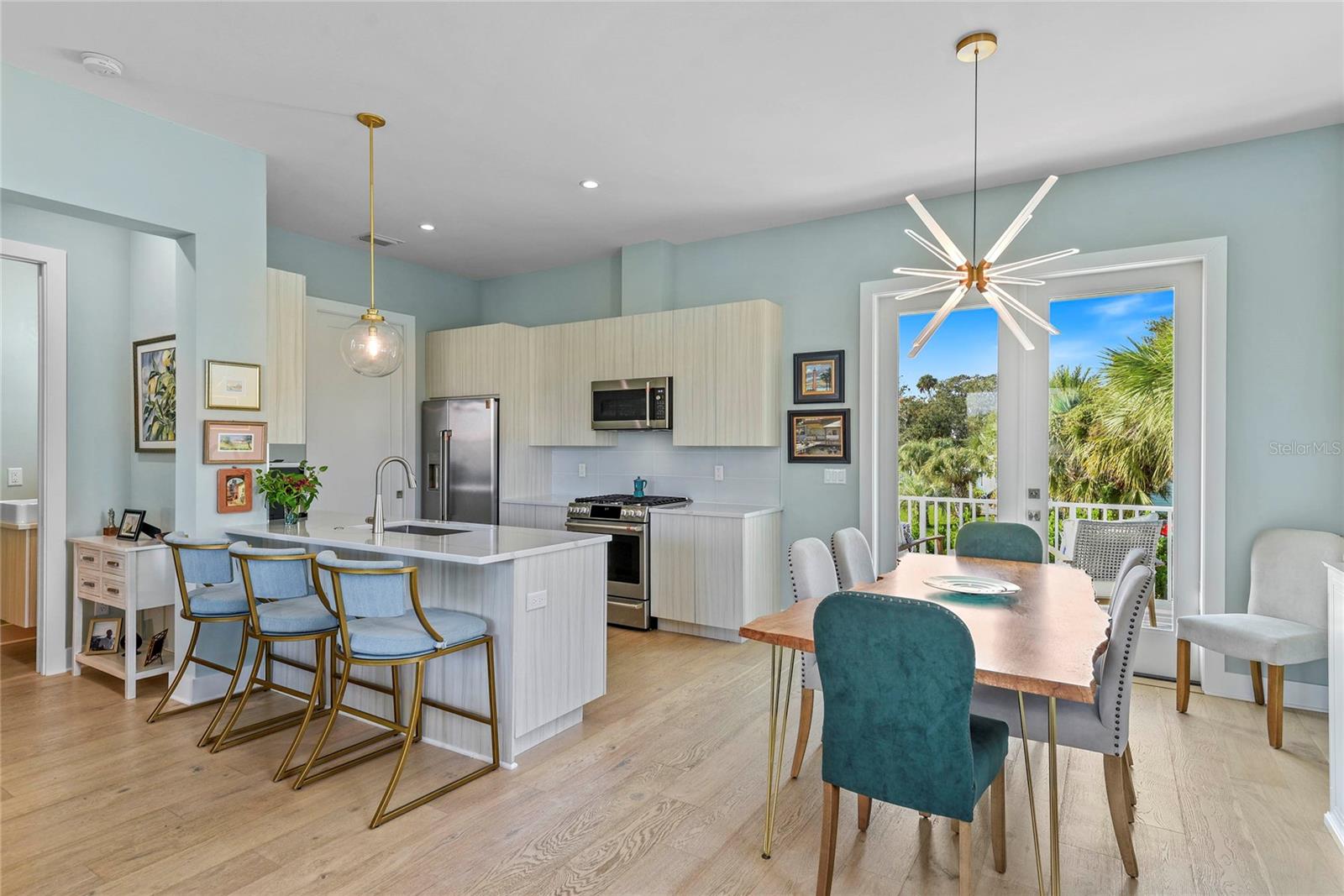 RIVERSIDE LANDING PH 01 - Residential