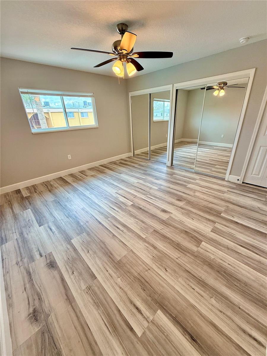 ASHWOOD CONDOMINIUM ASSOCIATION - Residential