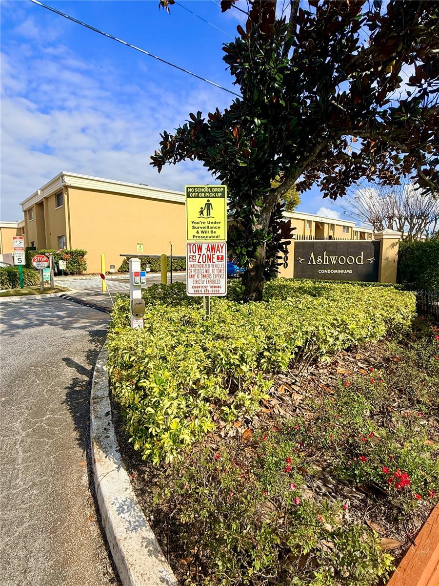 ASHWOOD CONDOMINIUM ASSOCIATION - Residential