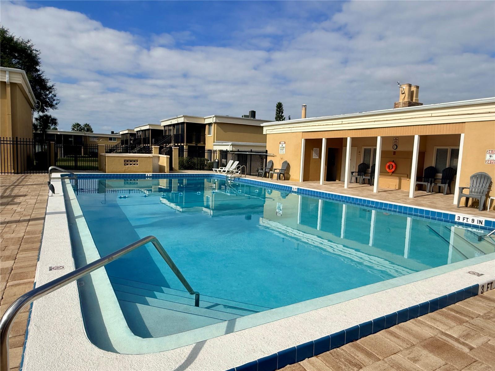 ASHWOOD CONDOMINIUM ASSOCIATION - Residential