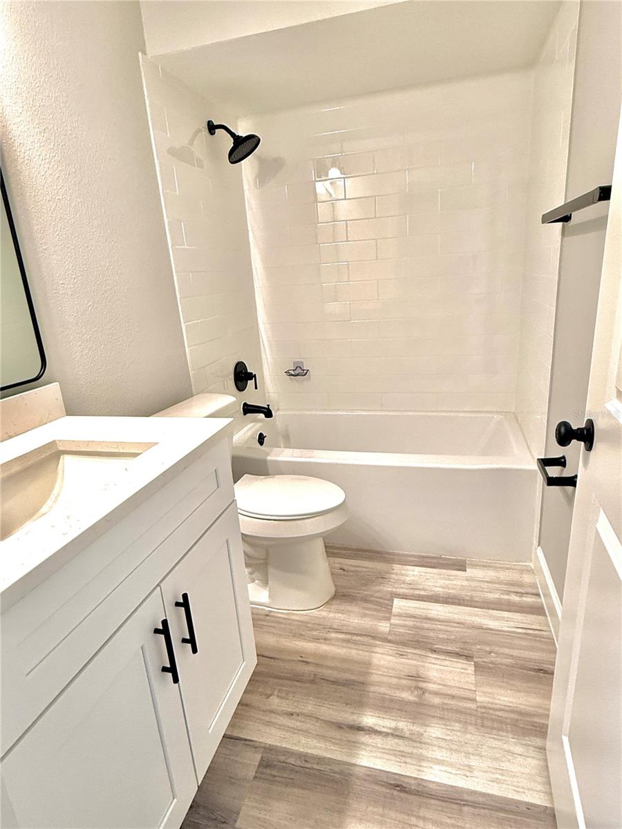 ASHWOOD CONDOMINIUM ASSOCIATION - Residential