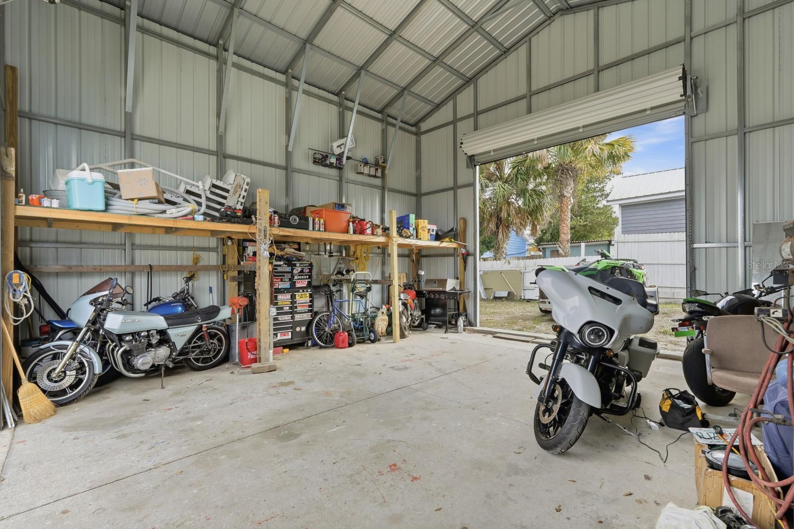 HUSTONS DAYTONA BEACH - Residential