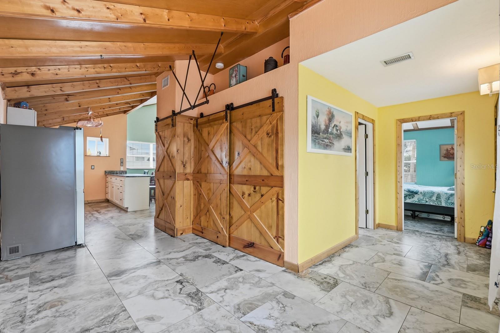 HUSTONS DAYTONA BEACH - Residential