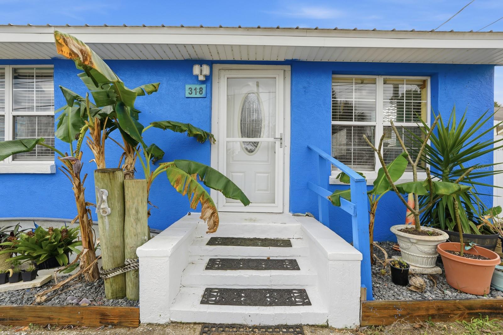 HUSTONS DAYTONA BEACH - Residential