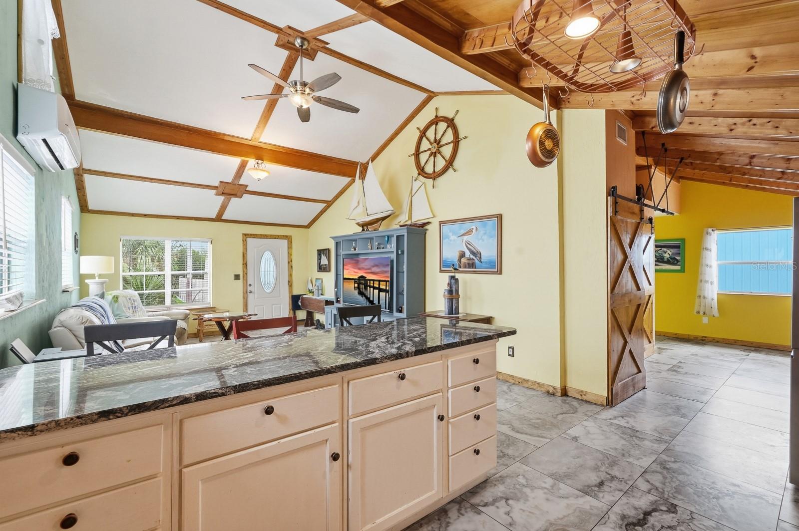 HUSTONS DAYTONA BEACH - Residential