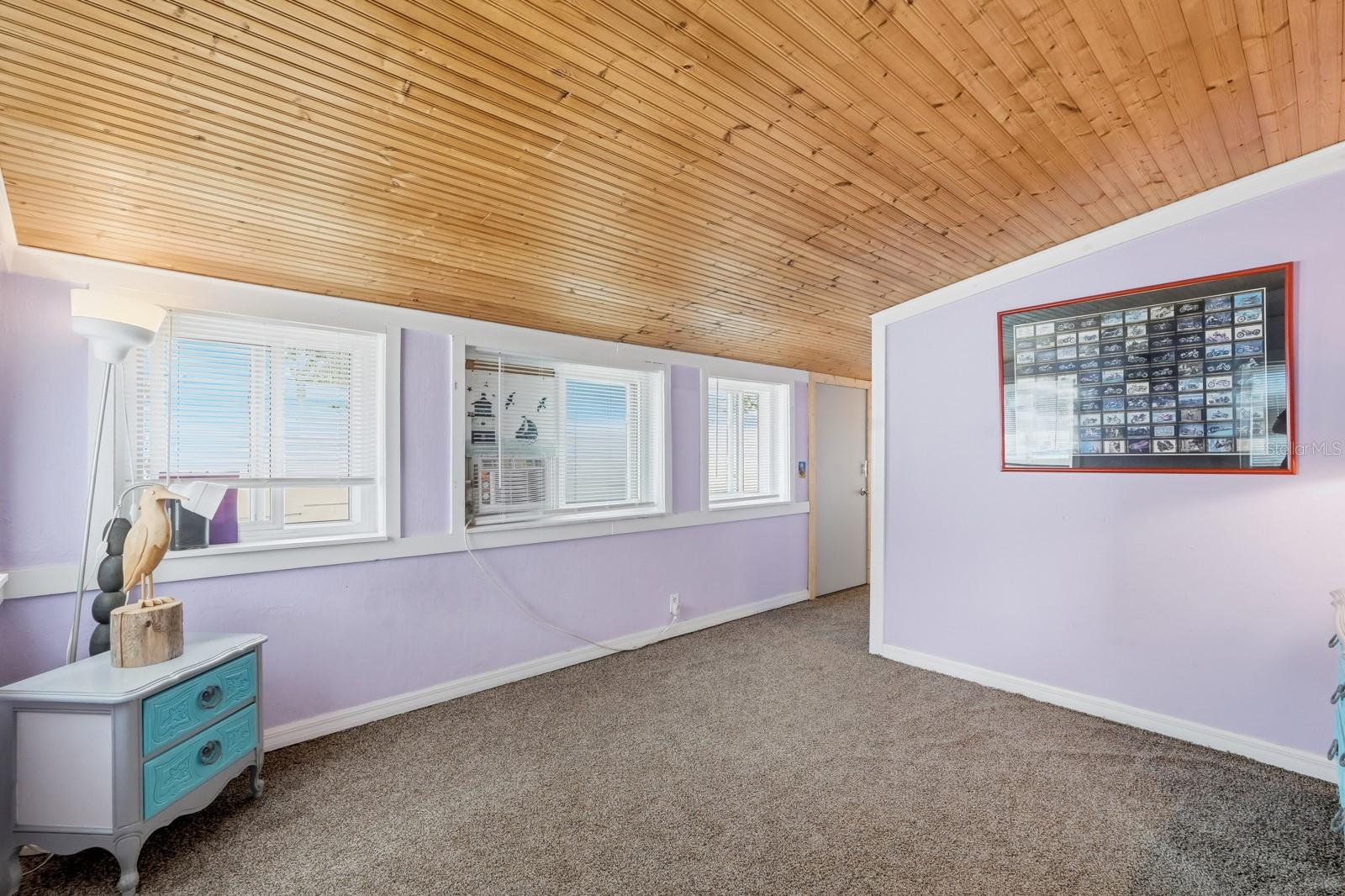 HUSTONS DAYTONA BEACH - Residential