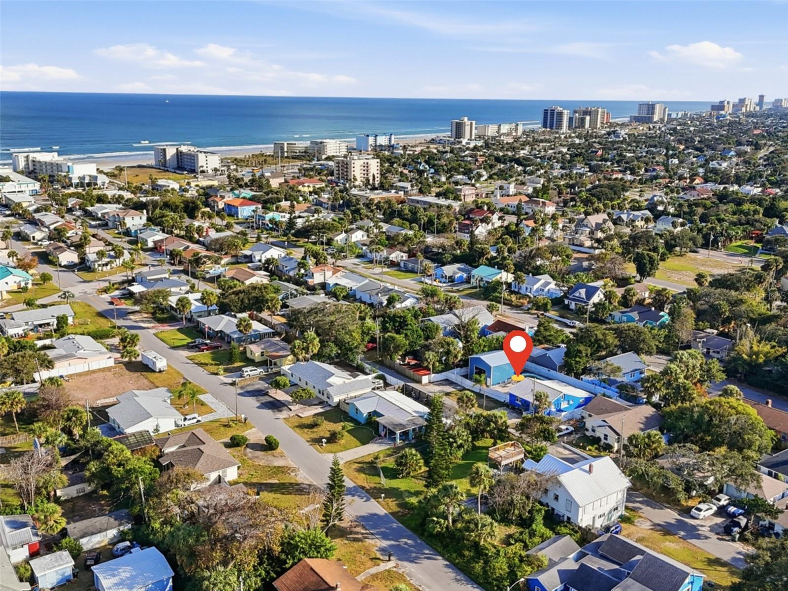 HUSTONS DAYTONA BEACH - Residential