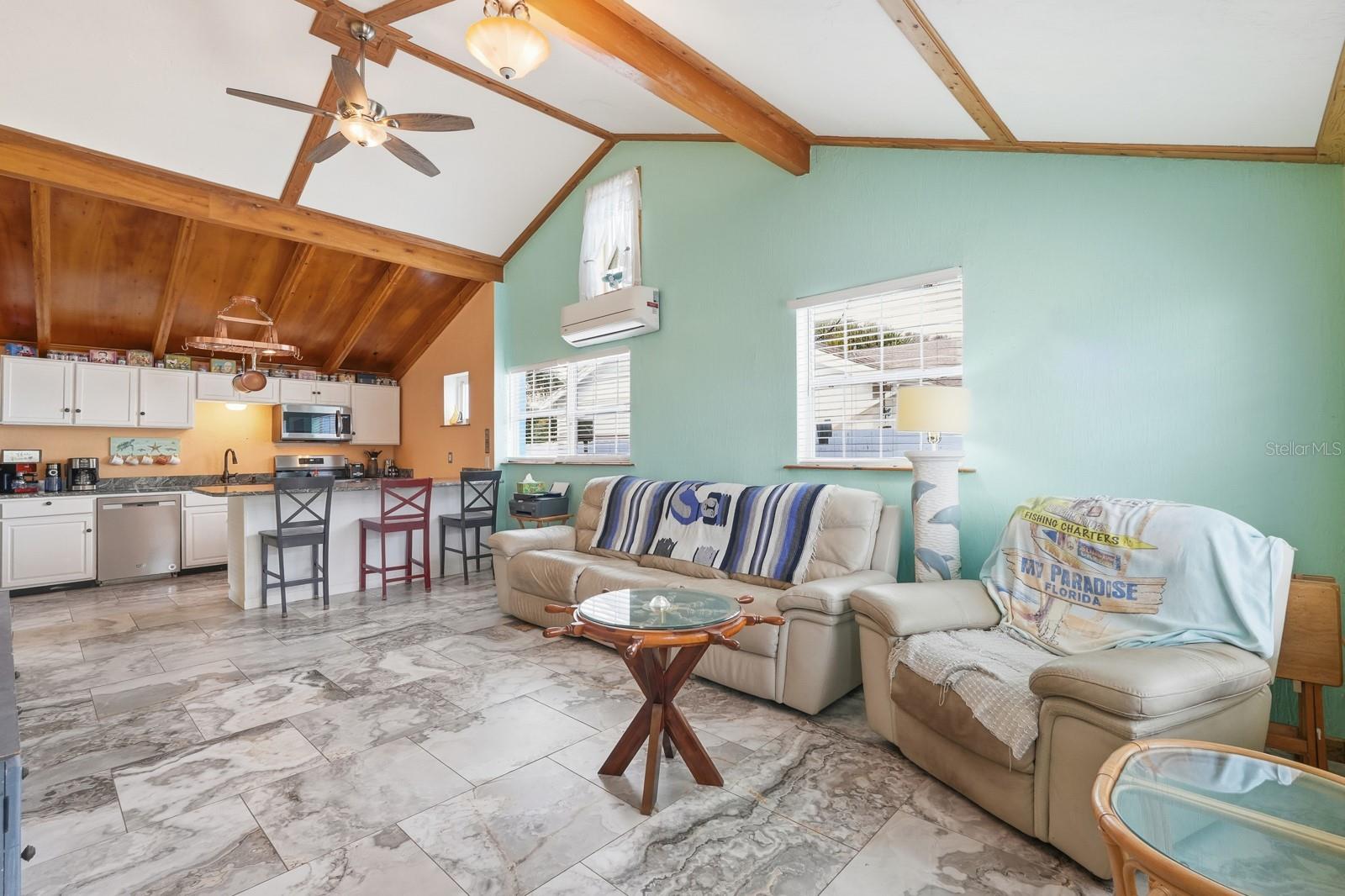 HUSTONS DAYTONA BEACH - Residential