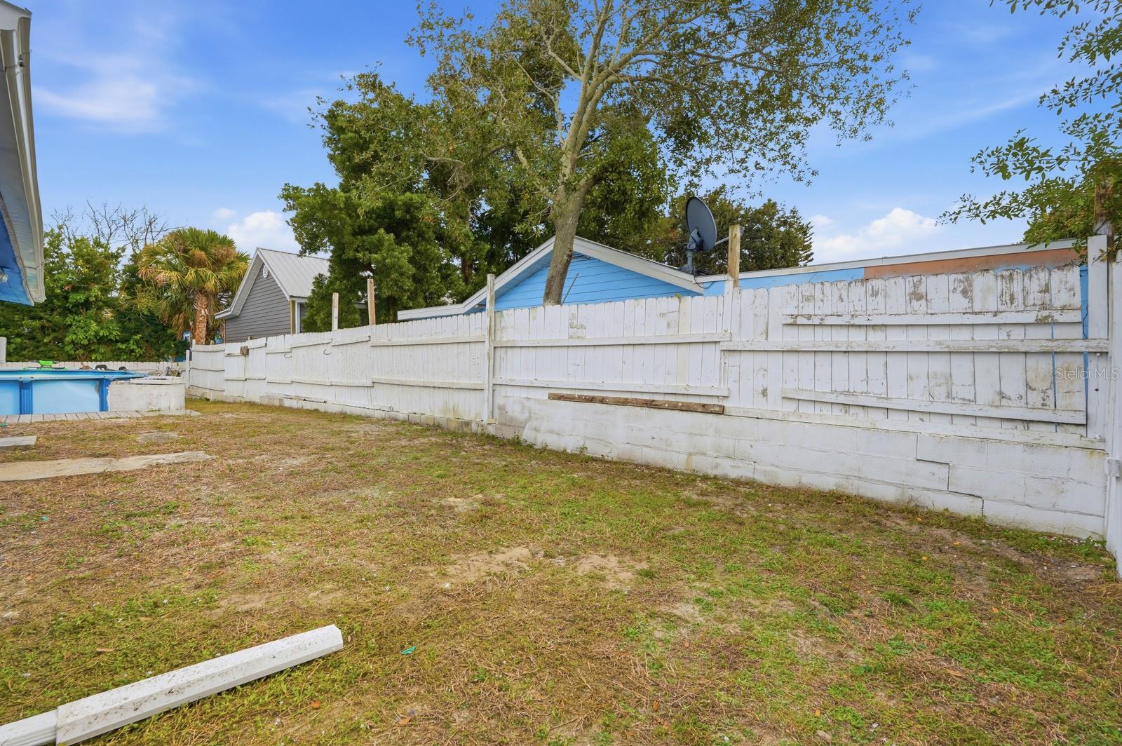 HUSTONS DAYTONA BEACH - Residential