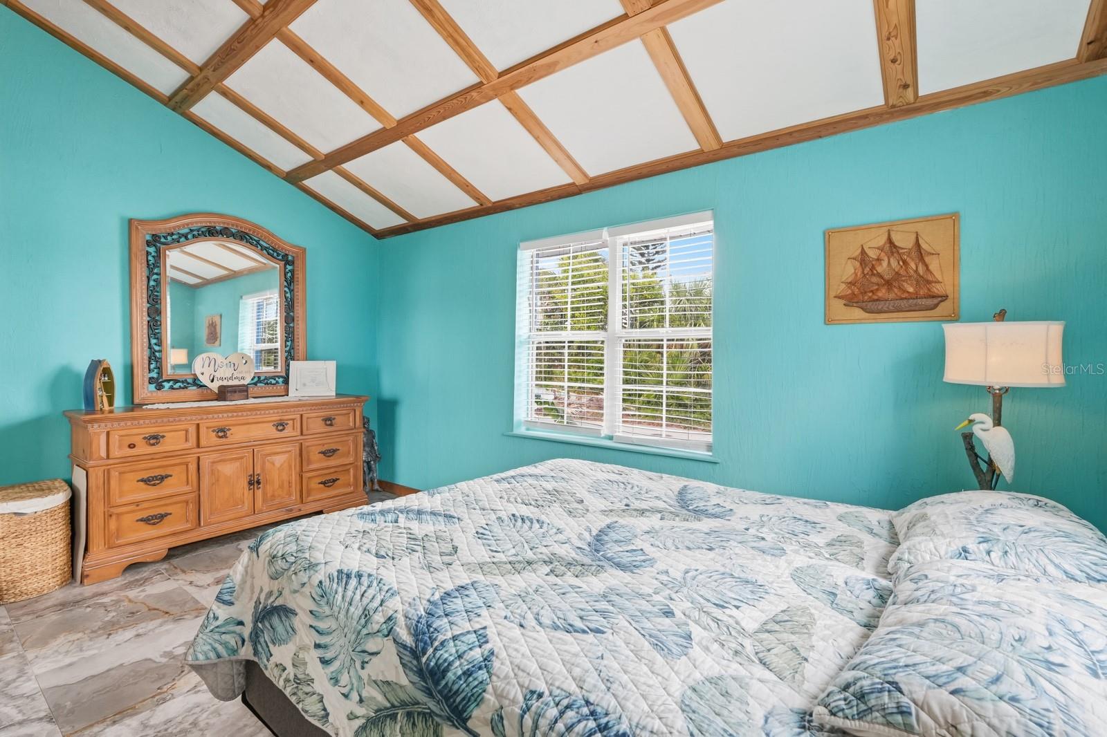 HUSTONS DAYTONA BEACH - Residential